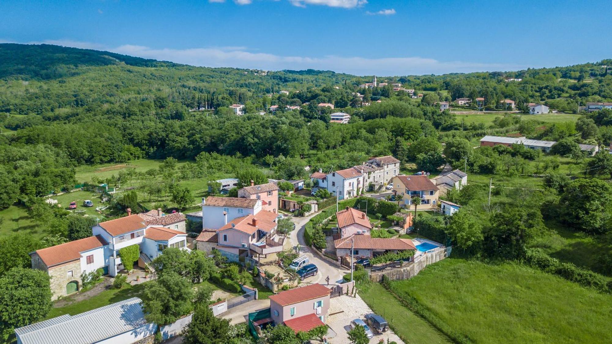 Villa Michelle Karojba Εξωτερικό φωτογραφία