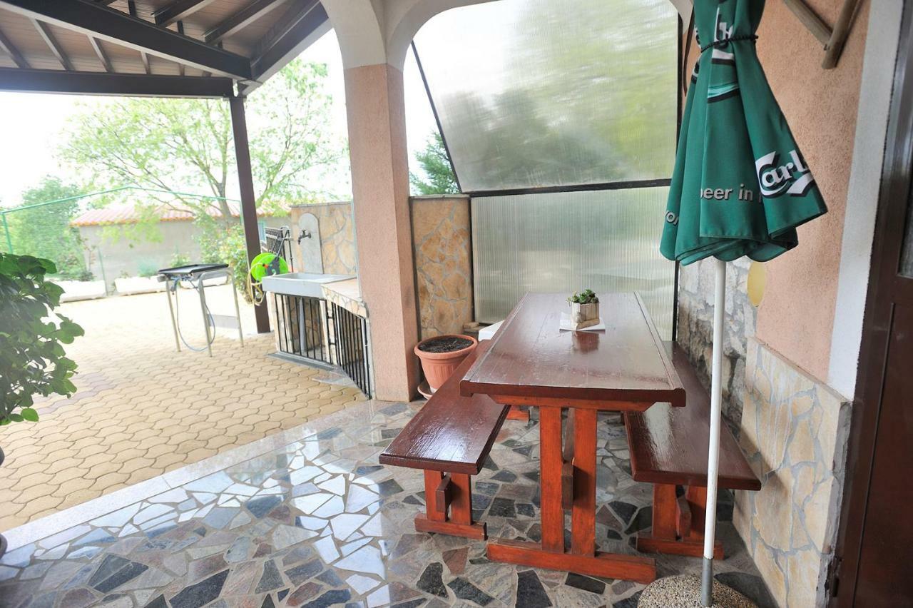 Villa Michelle Karojba Εξωτερικό φωτογραφία